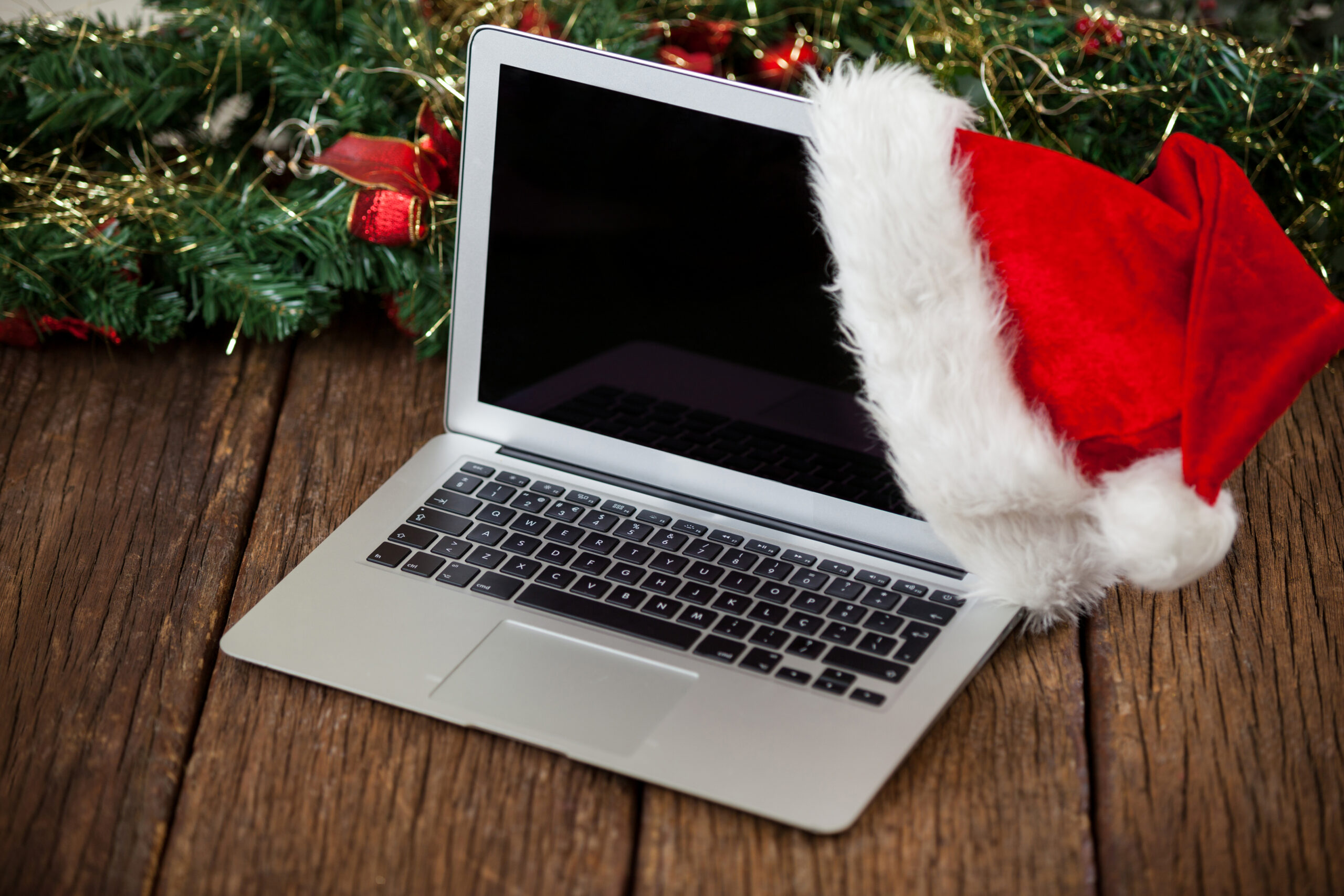 Dos and Don’ts for Holiday Emailing